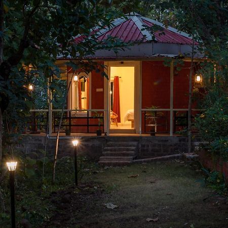Kolar Jungle Retreat Hotell Lawa Khadi Exteriör bild
