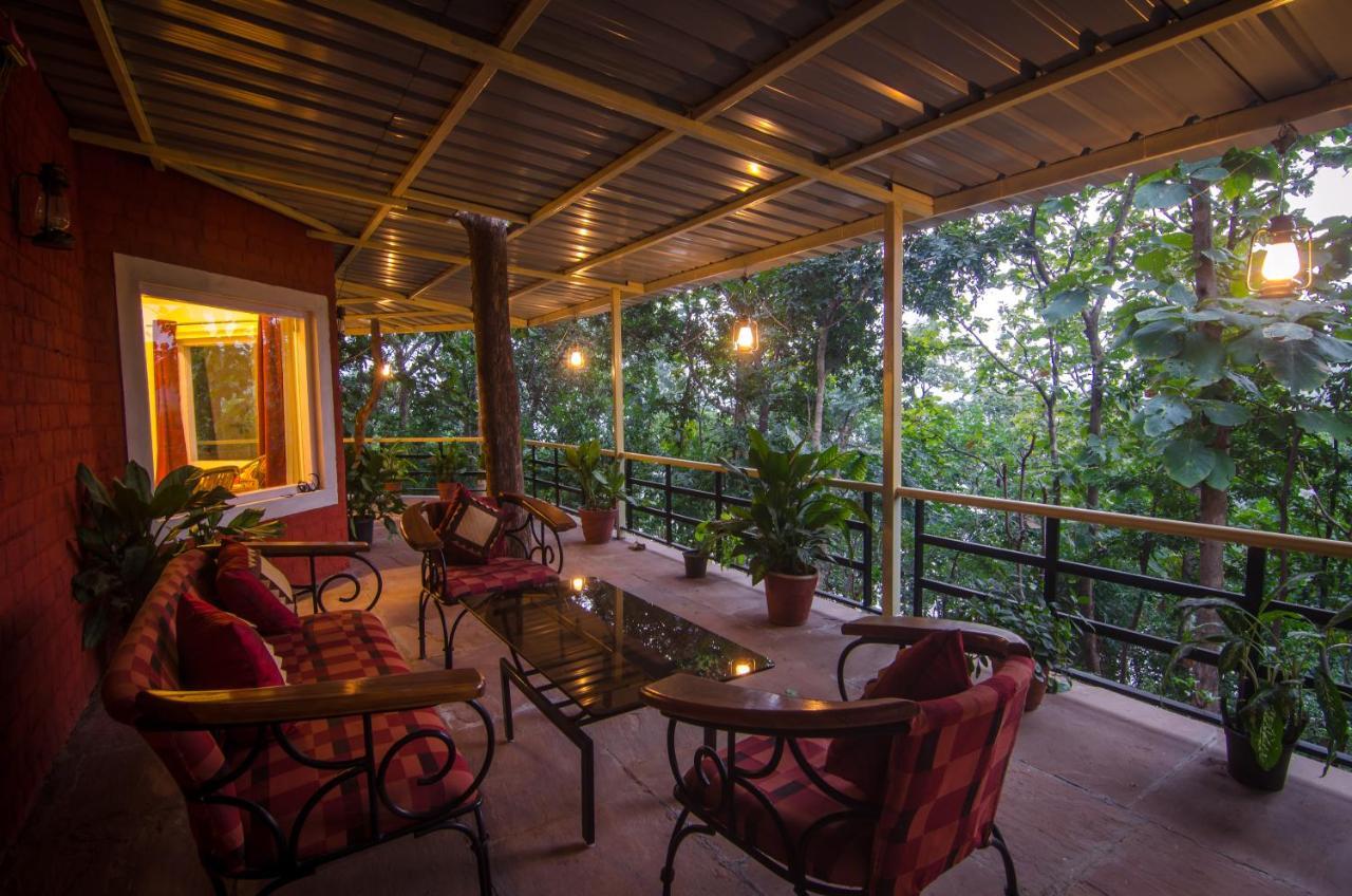 Kolar Jungle Retreat Hotell Lawa Khadi Exteriör bild