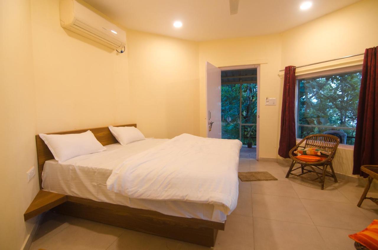 Kolar Jungle Retreat Hotell Lawa Khadi Exteriör bild